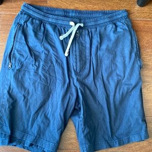 Kith royal blue L cargo shorts